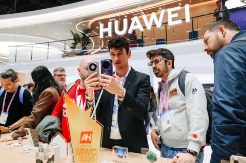 «Настоящее принадлежит вам»: чем впечатляет Huawei на выставке MWC 2026 в Барселоне